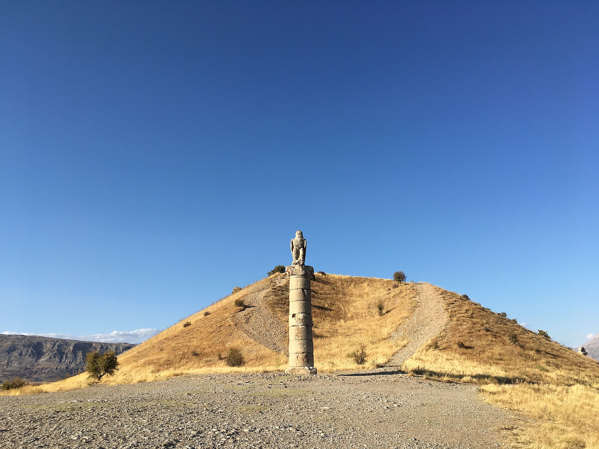 Park Dedeman Adıyaman — Karakuş Tümülüsü, Adıyaman