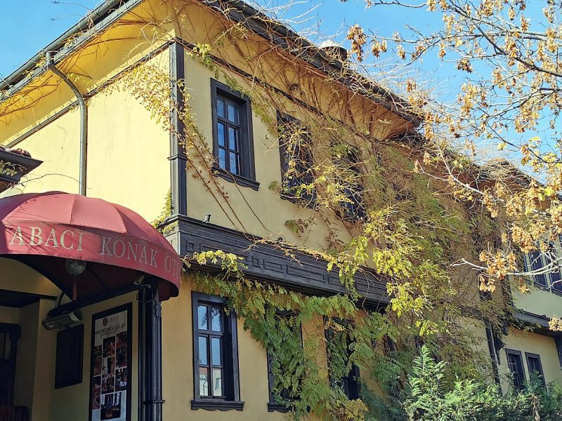 Tasigo Hotels Eskişehir'in bulunduğu Odunpazarı semtindeki rengarenk Osmanlı evleri