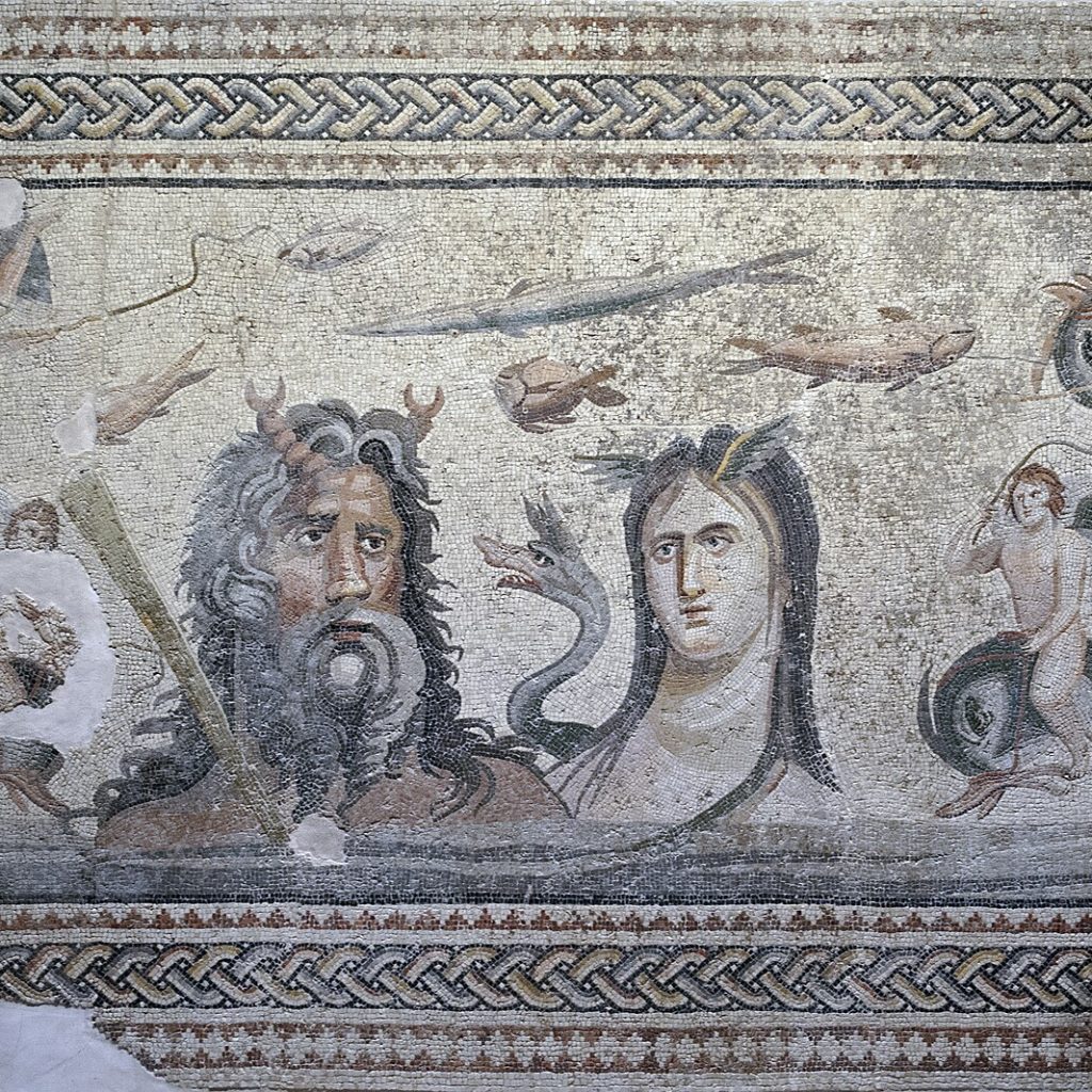 Gaziantep Zeugma Mozaik Müzesi'nde yer alan antik dönem mozaik panolarının genel görünümü