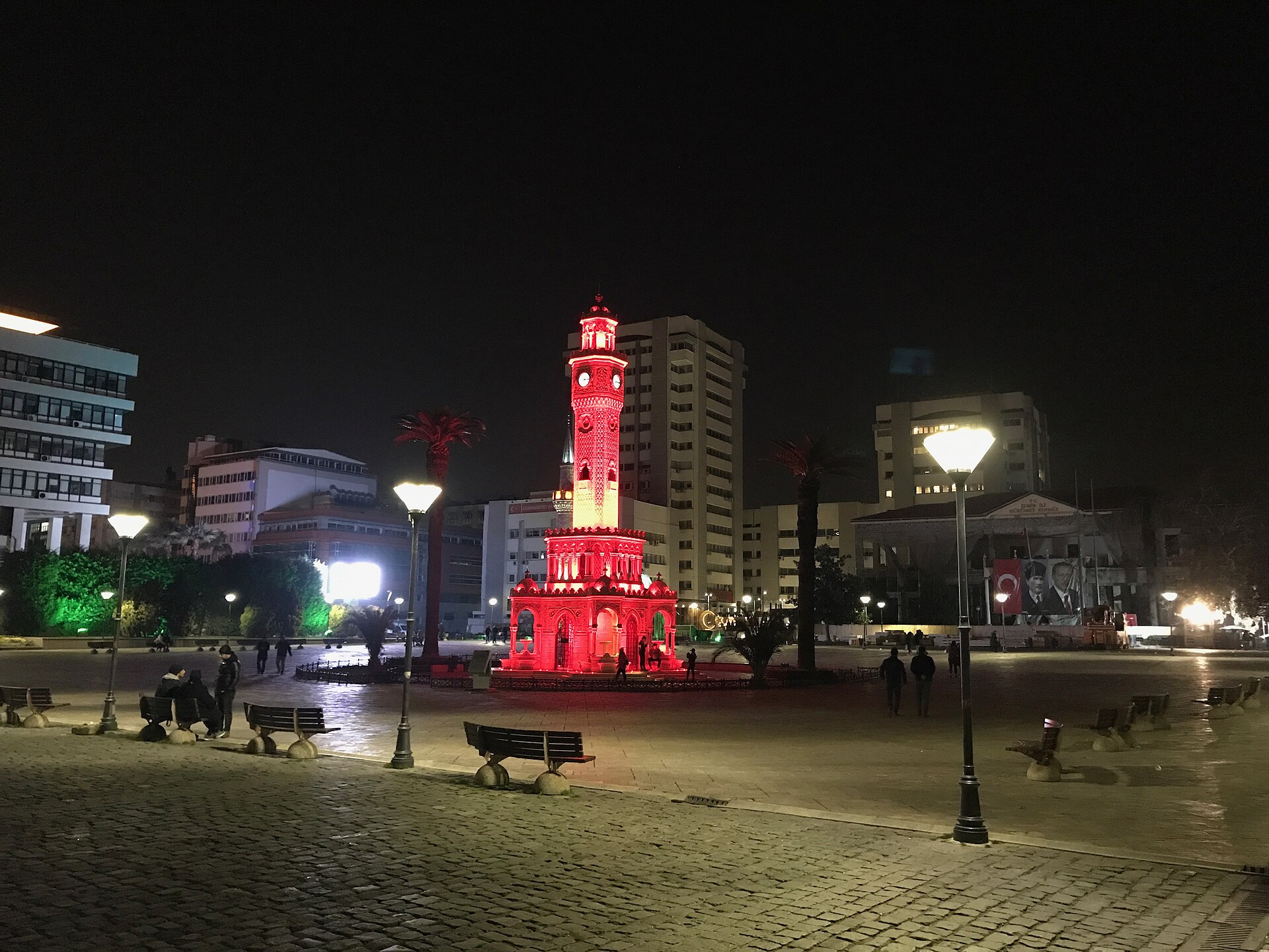 Key Hotel — Konak Meydanı, İzmir