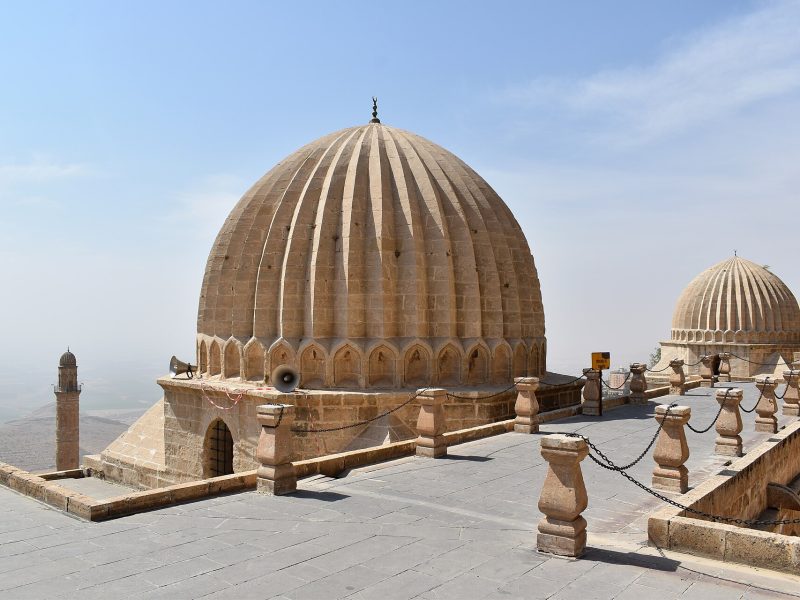Mardius Tarihi Konak'ın bulunduğu Mardin'in sarı taştan yapılmış evlerinin genel görünümü