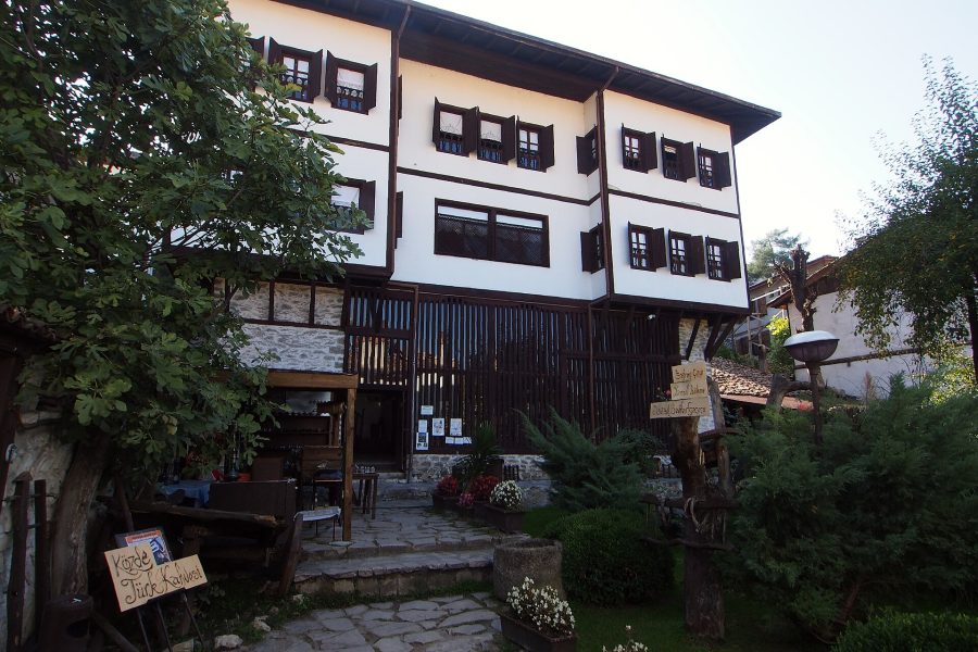 Batı Karadeniz Turu'nda ziyaret edilen Safranbolu'daki tarihi Kaymakamlar Evi'nin dış cephesi
